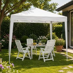 Gazebo pieghevole bianco 2x2 in giardino