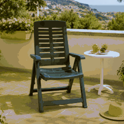 Poltrona sdraio pieghevole Yuma verde in terrazza